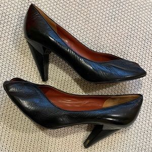 MARC JACOBS black heels